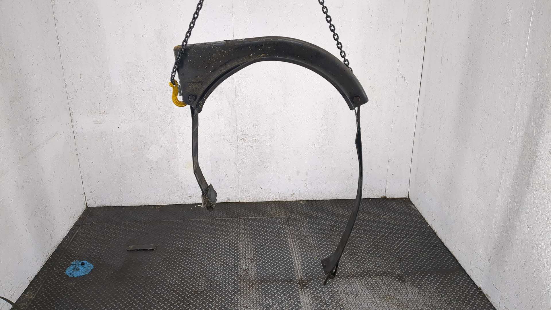 Лента крепления бензобака