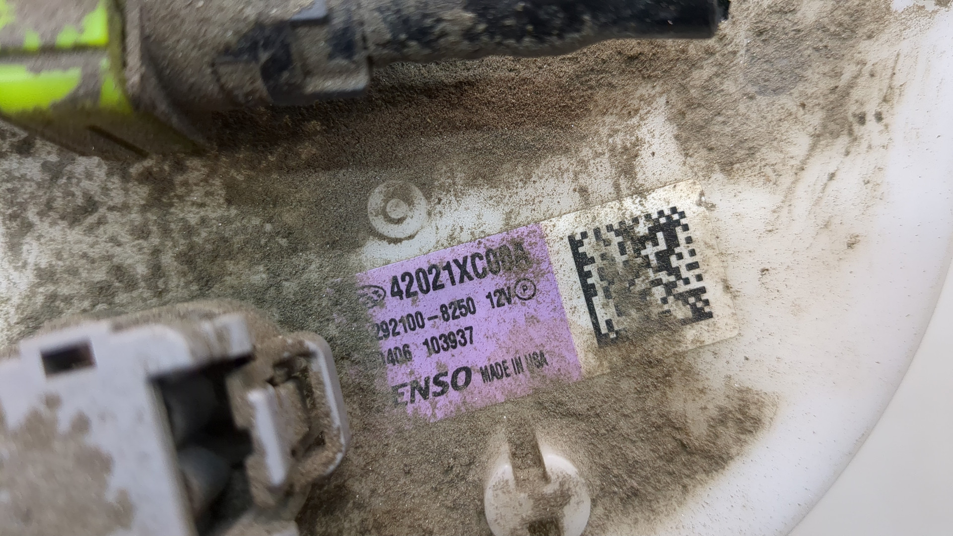 Насос топливный электрический