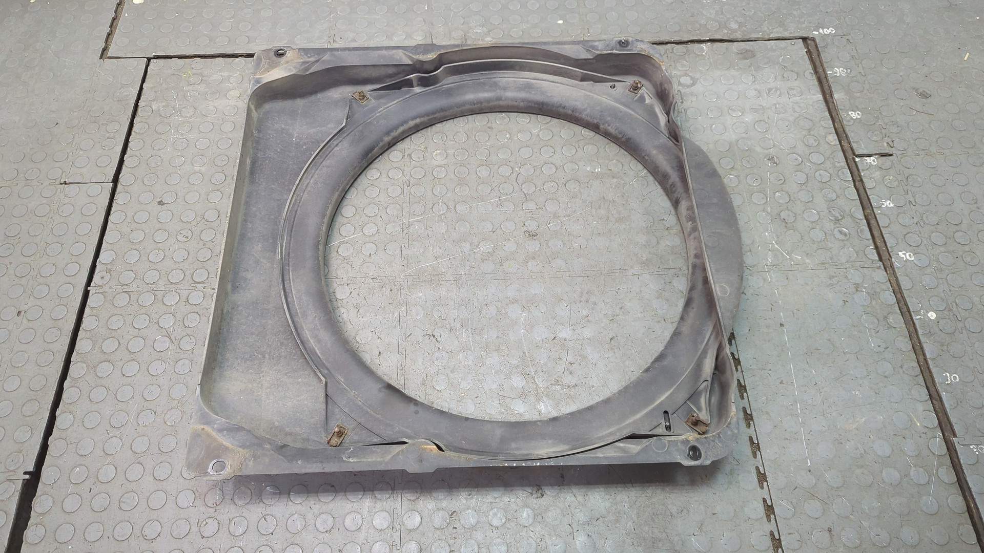 Диффузор вентилятора