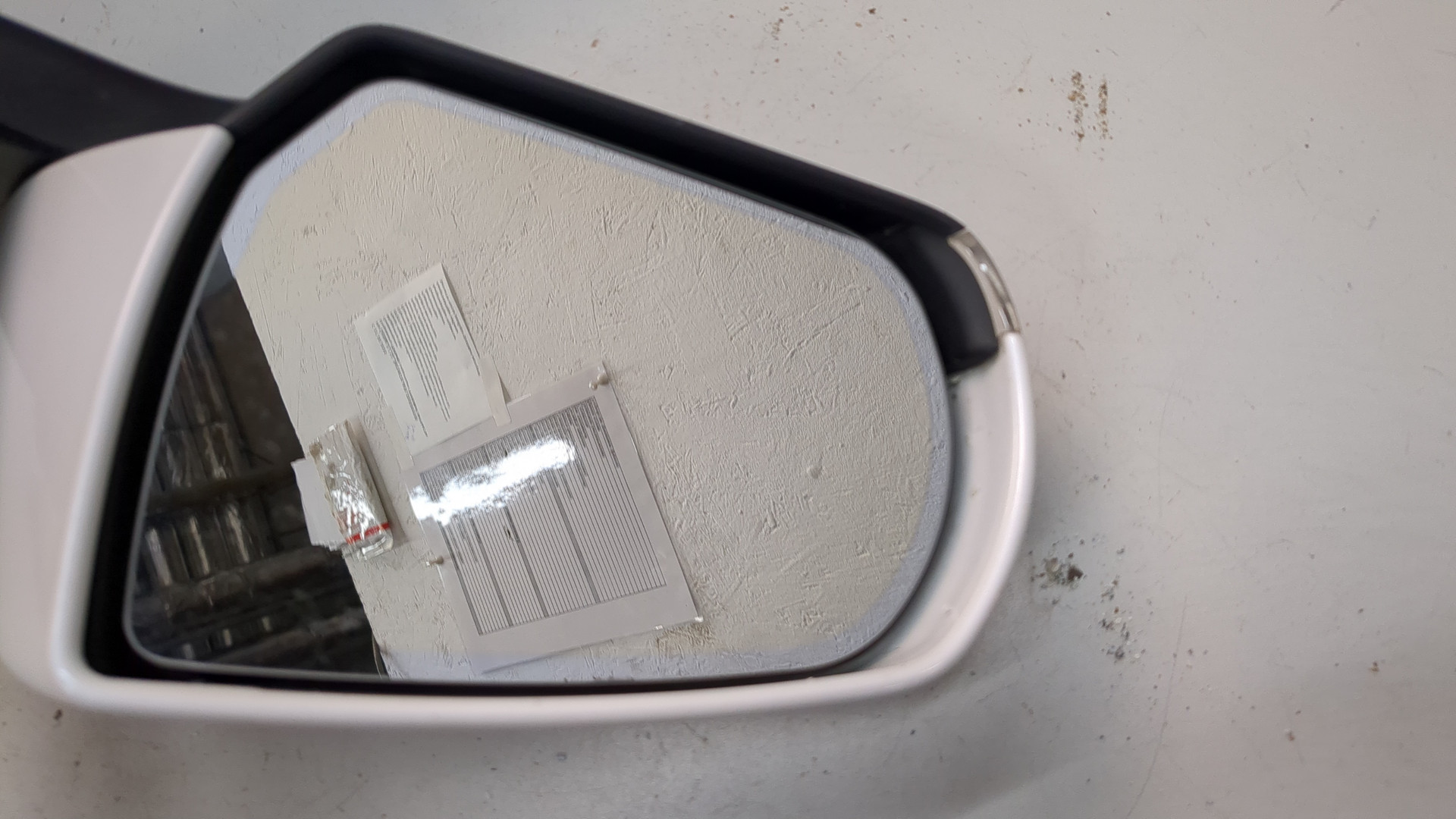 Зеркало левое электрическое