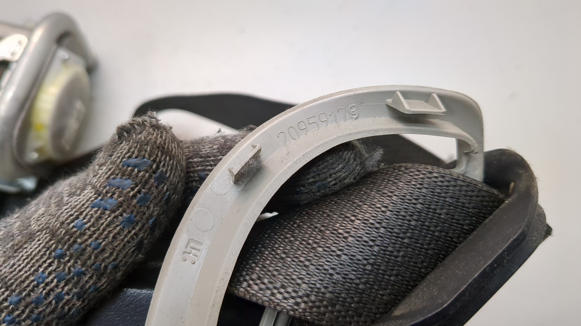 Ремень безопасности