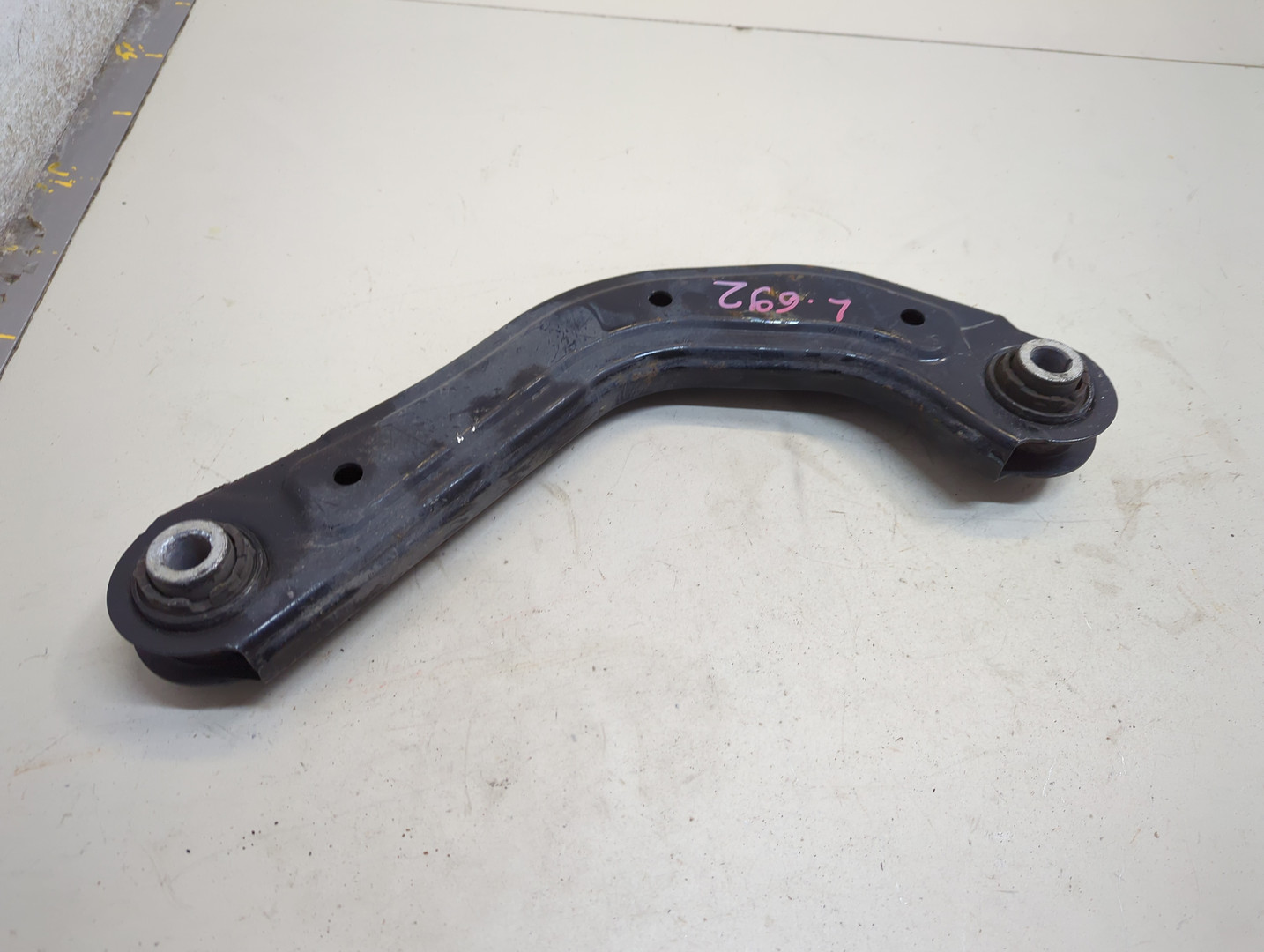 Рычаг задний