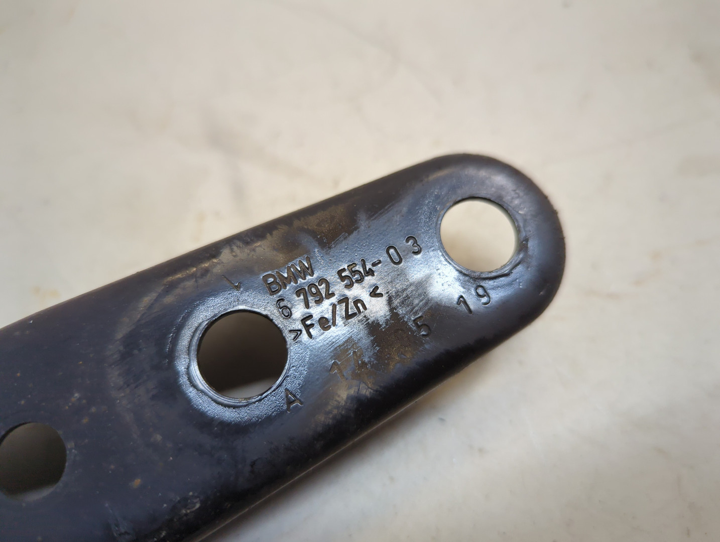 Кронштейн передней балки