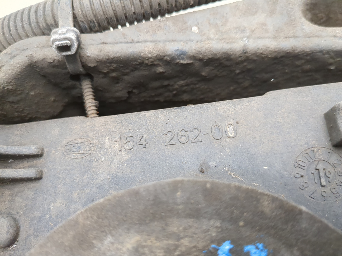 Фара правая