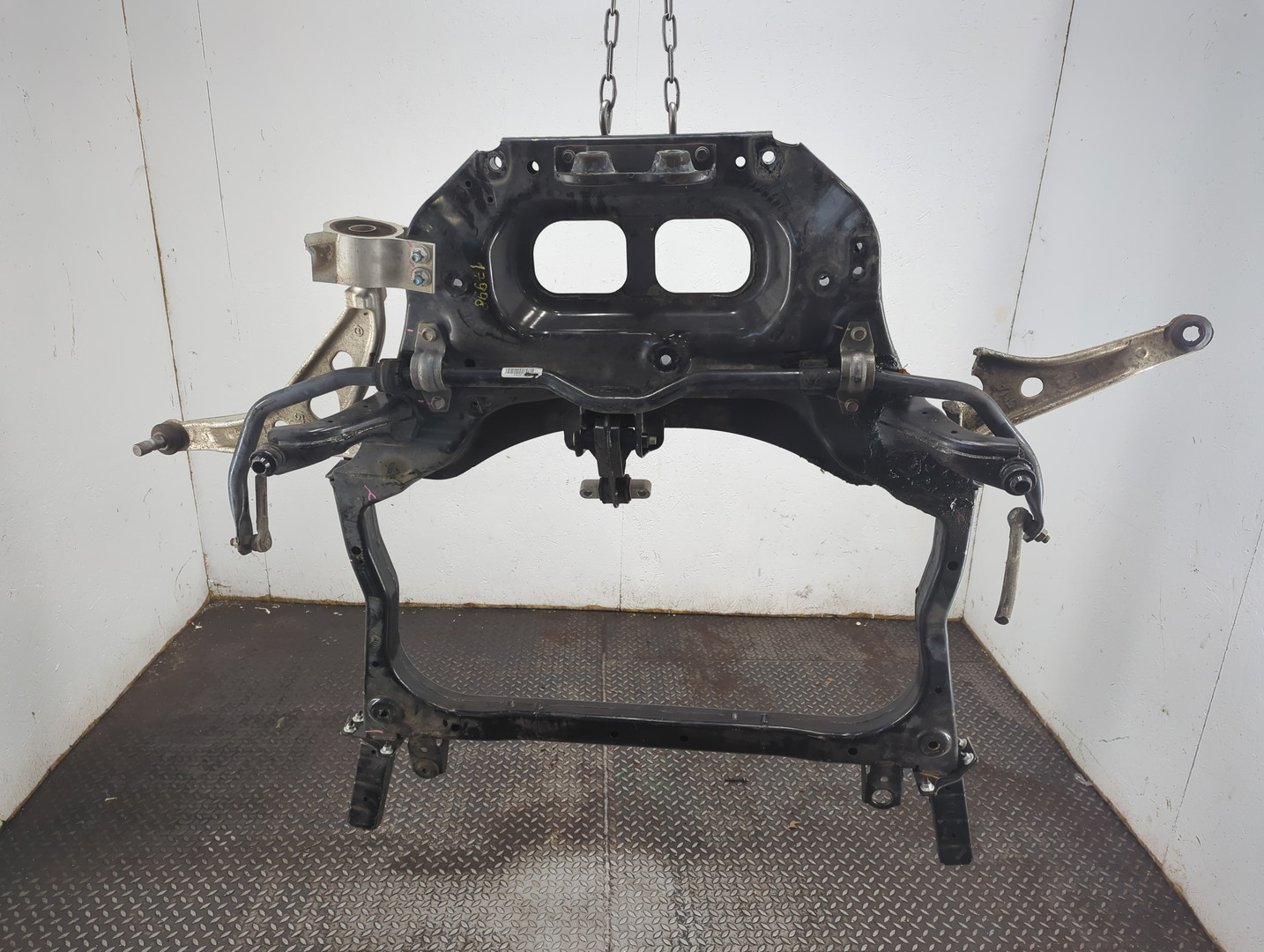 Балка подмоторная