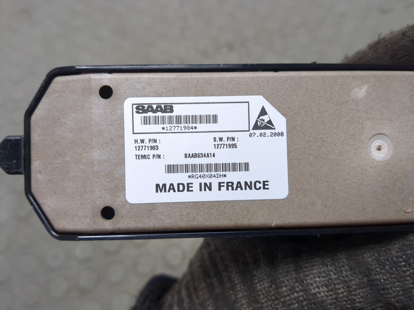 Кнопка стеклоподъемника