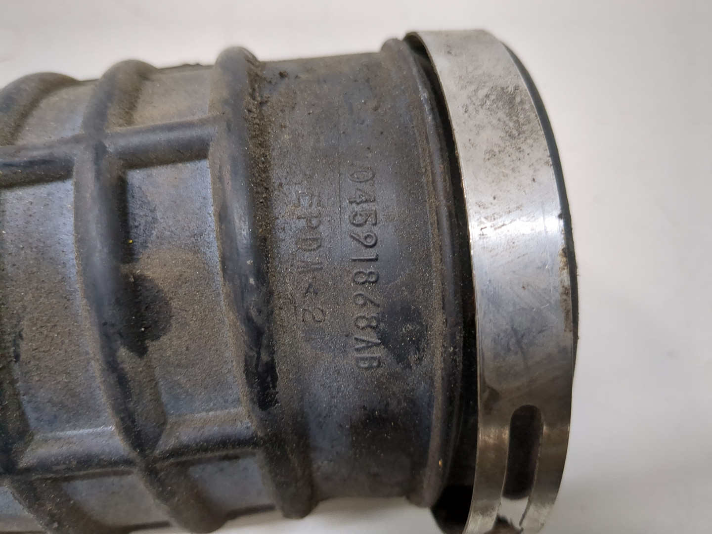 Патрубок воздушного фильтра