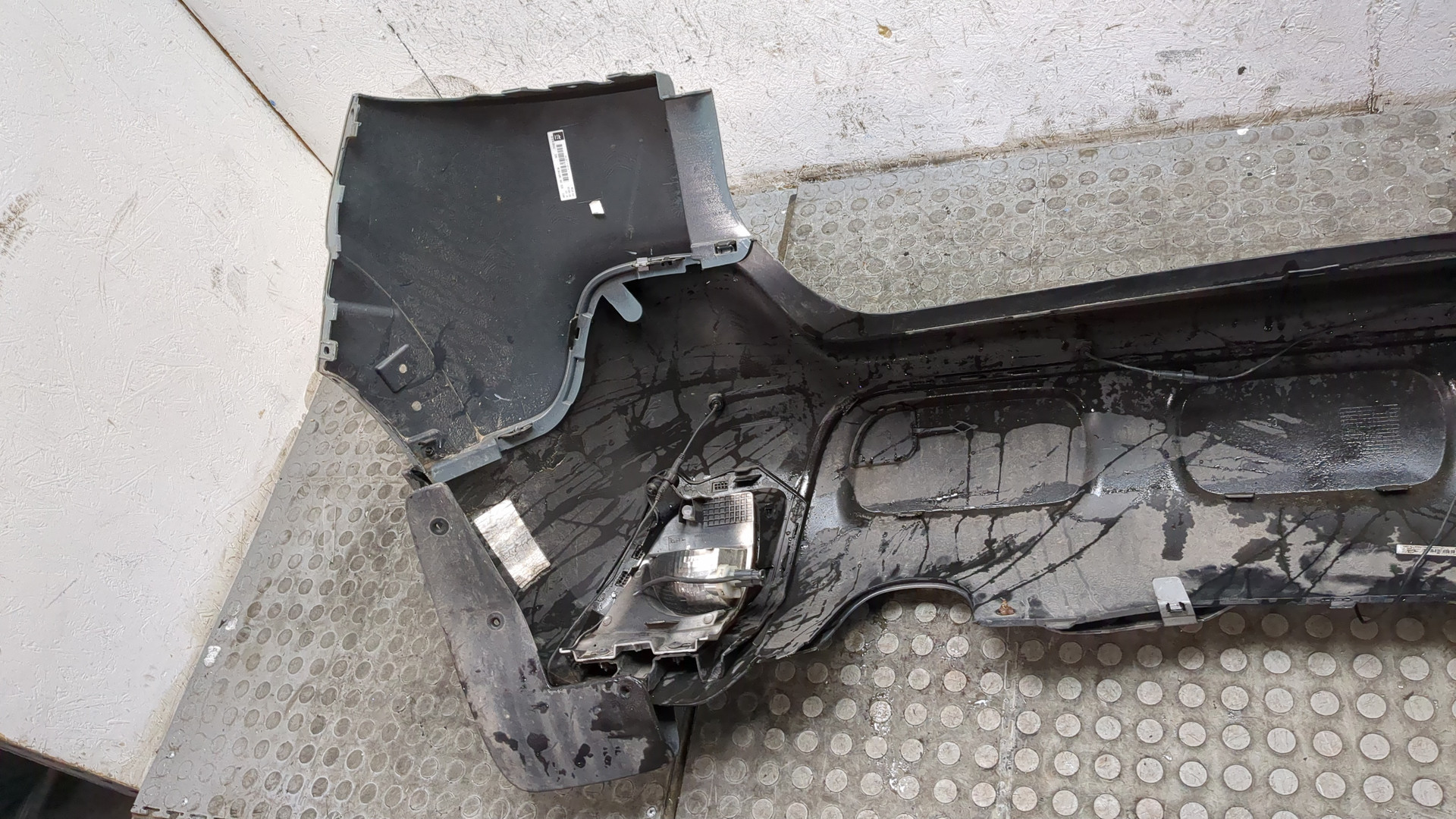 Бампер задний