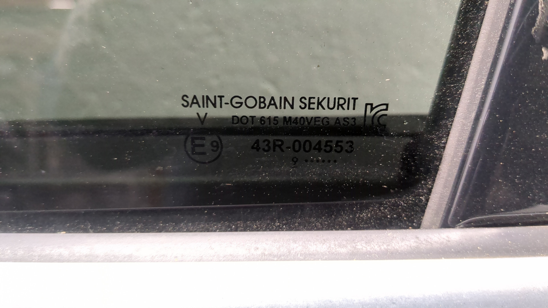 Дверь задняя левая