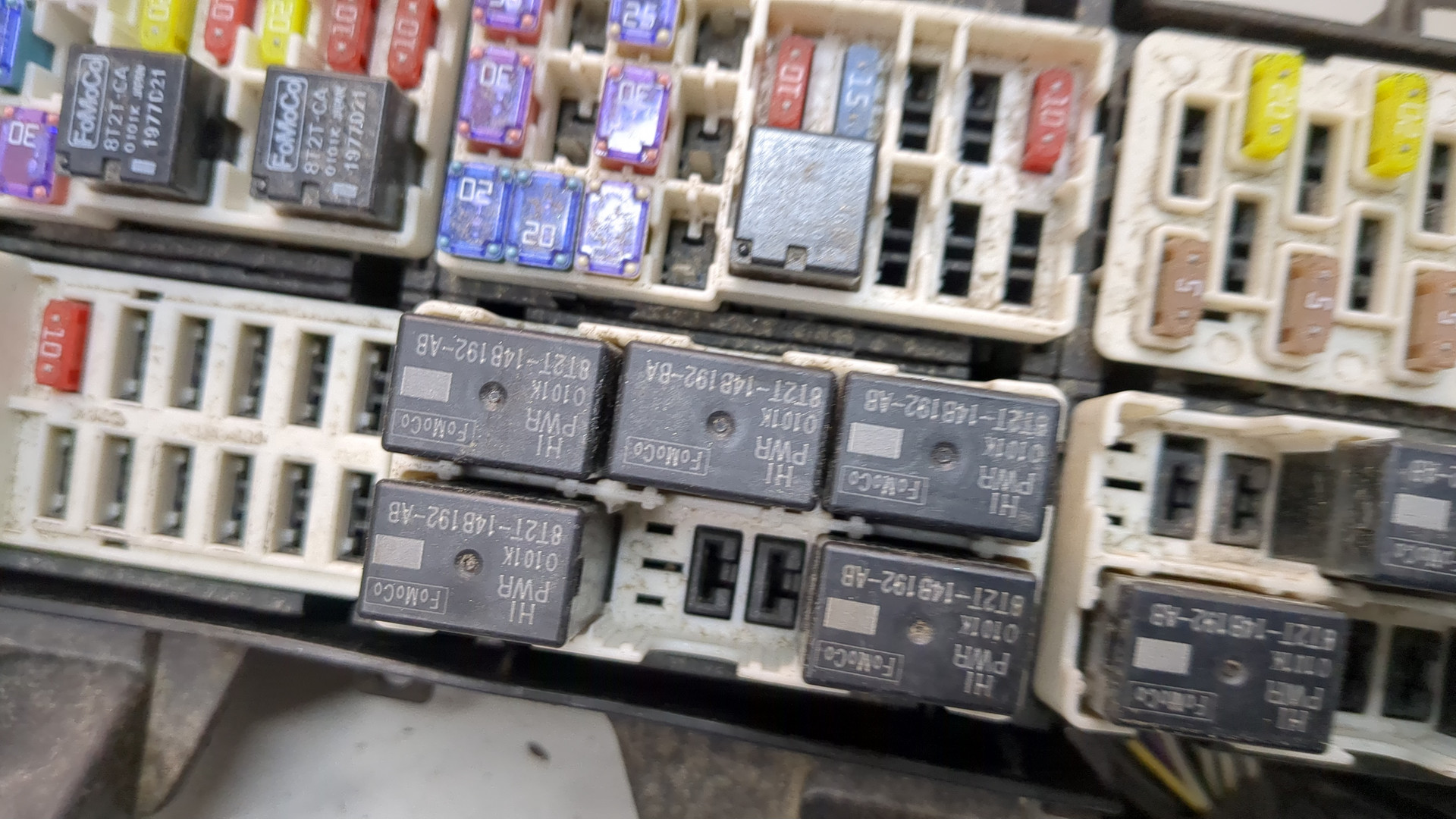 Блок предохранителей