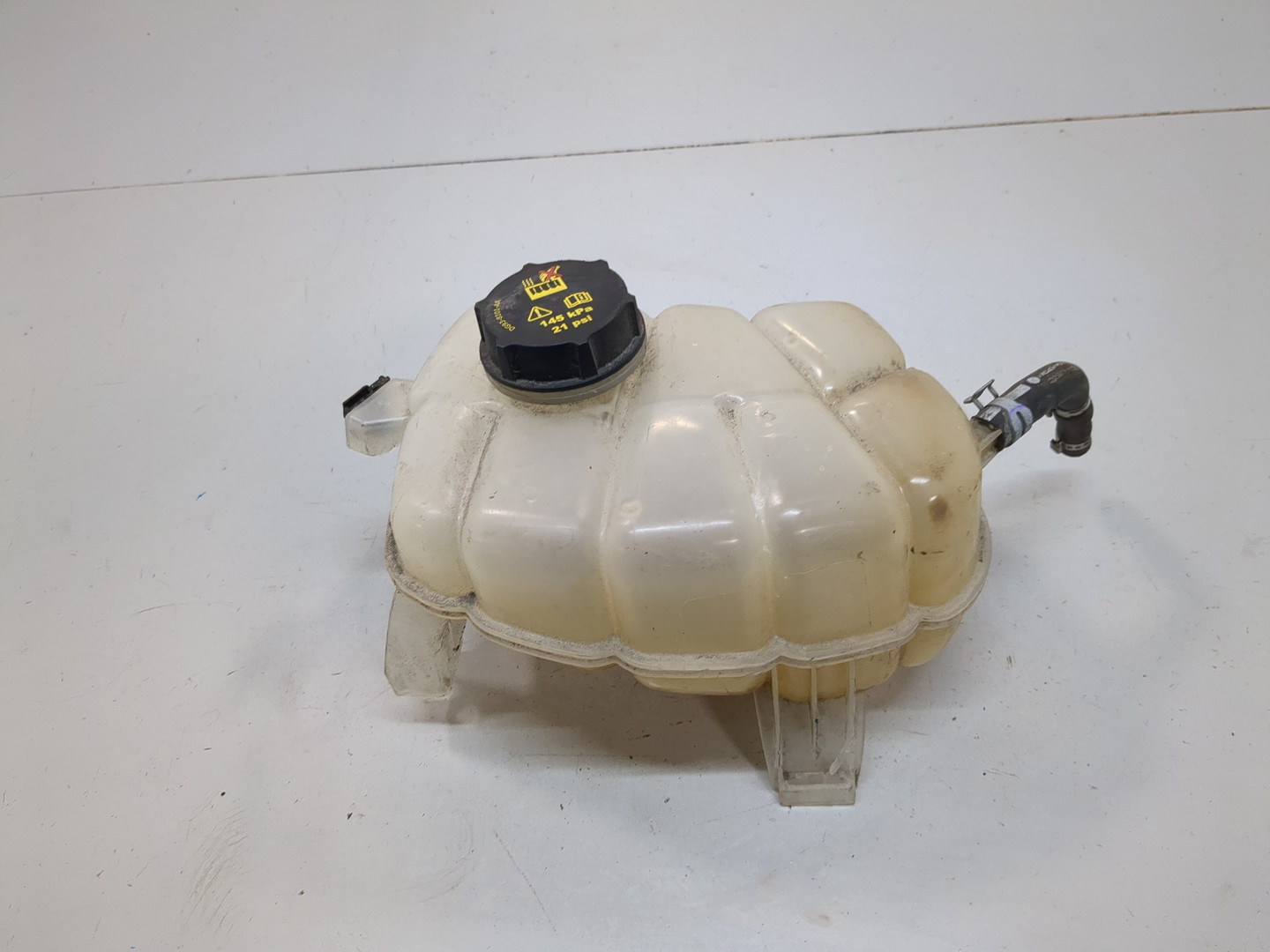 Бачок расширительный