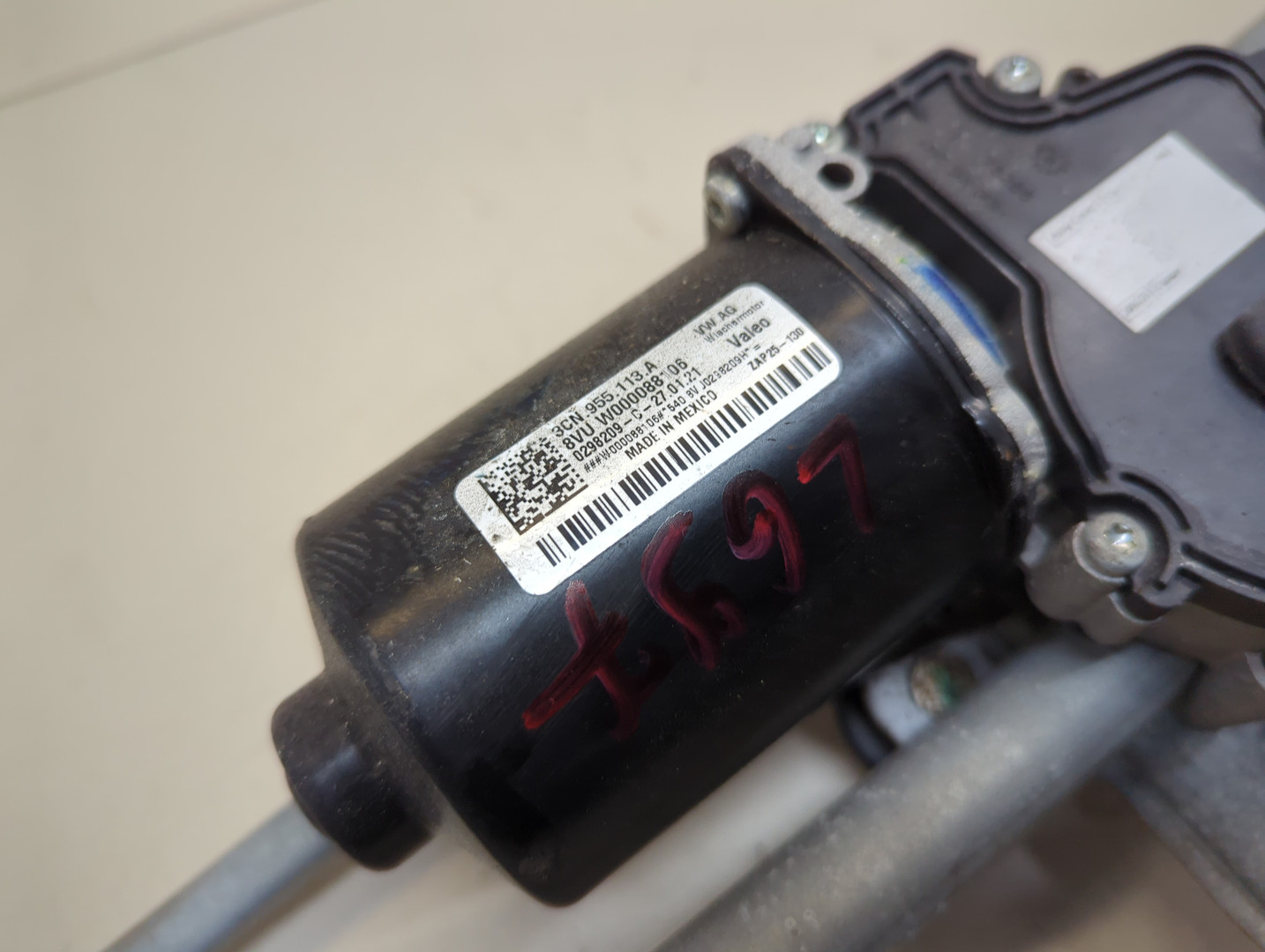 Трапеция стеклоочистителей