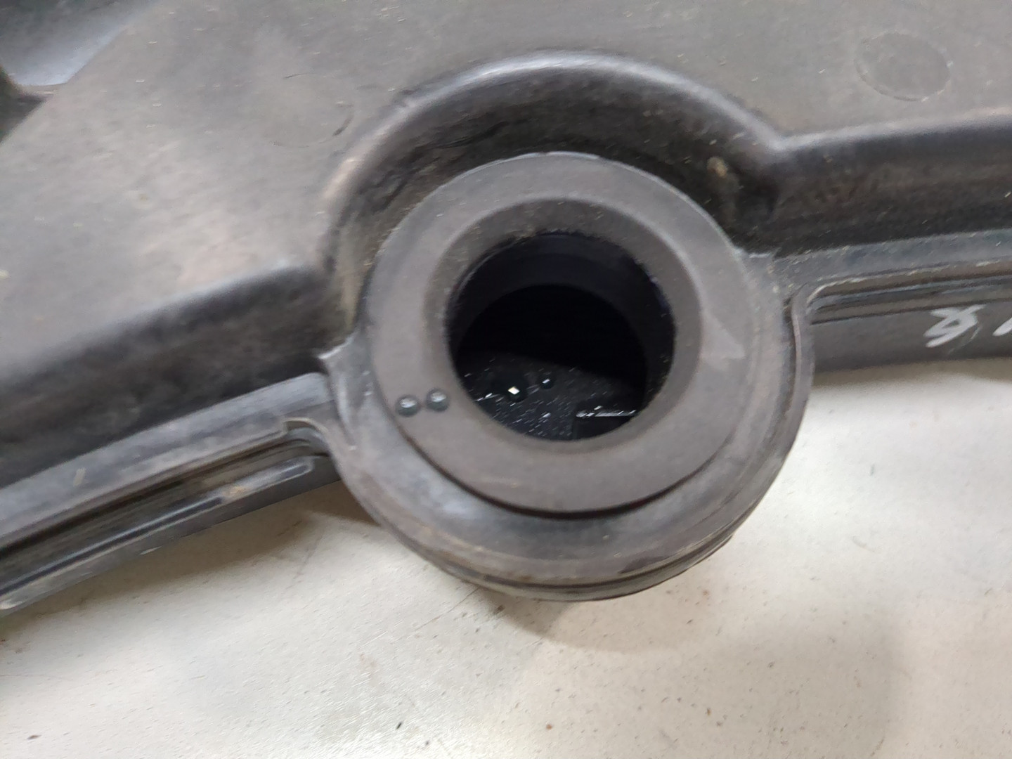 Бачок омывателя лобового стекла