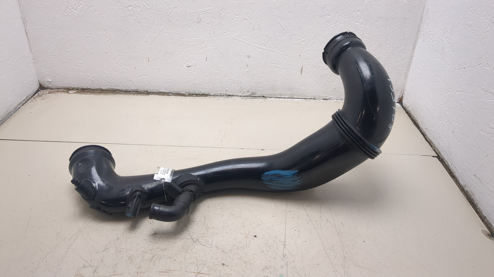 Патрубок воздушного фильтра