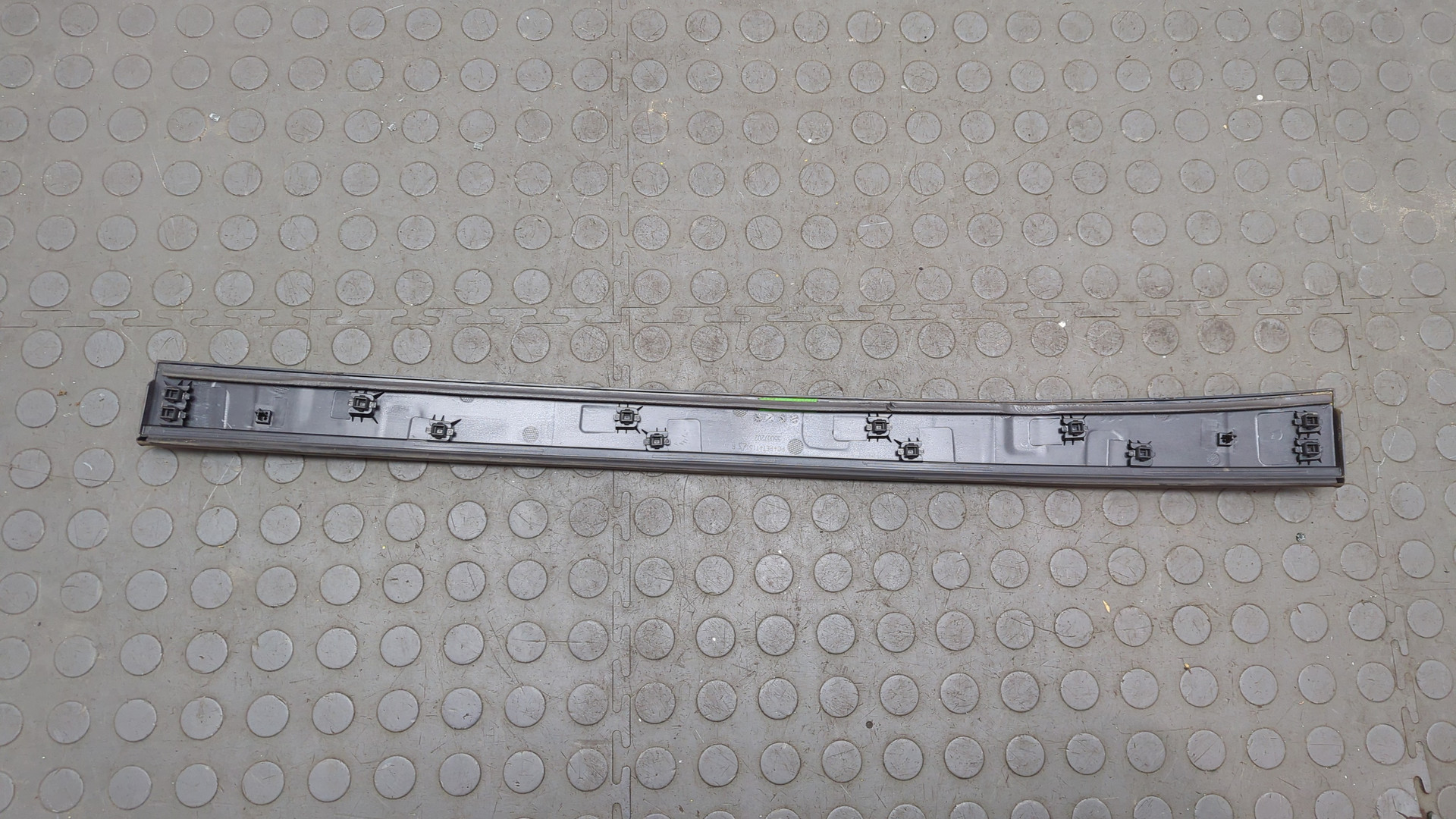 Молдинг крыши правый