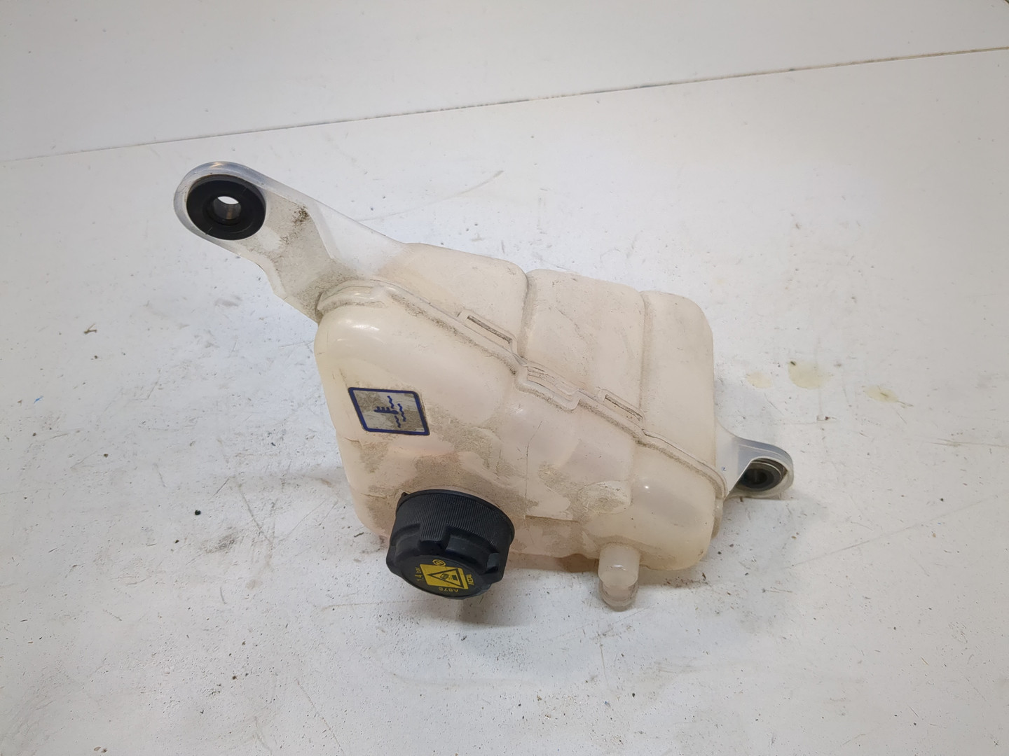 Бачок расширительный