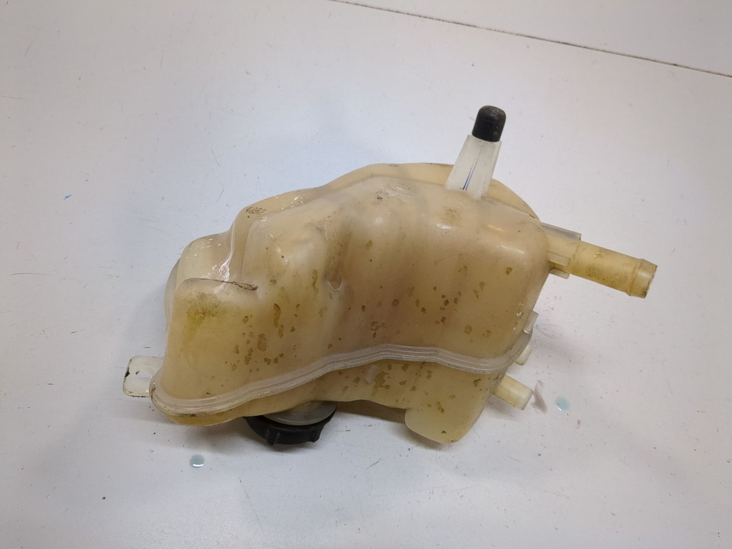 Бачок расширительный