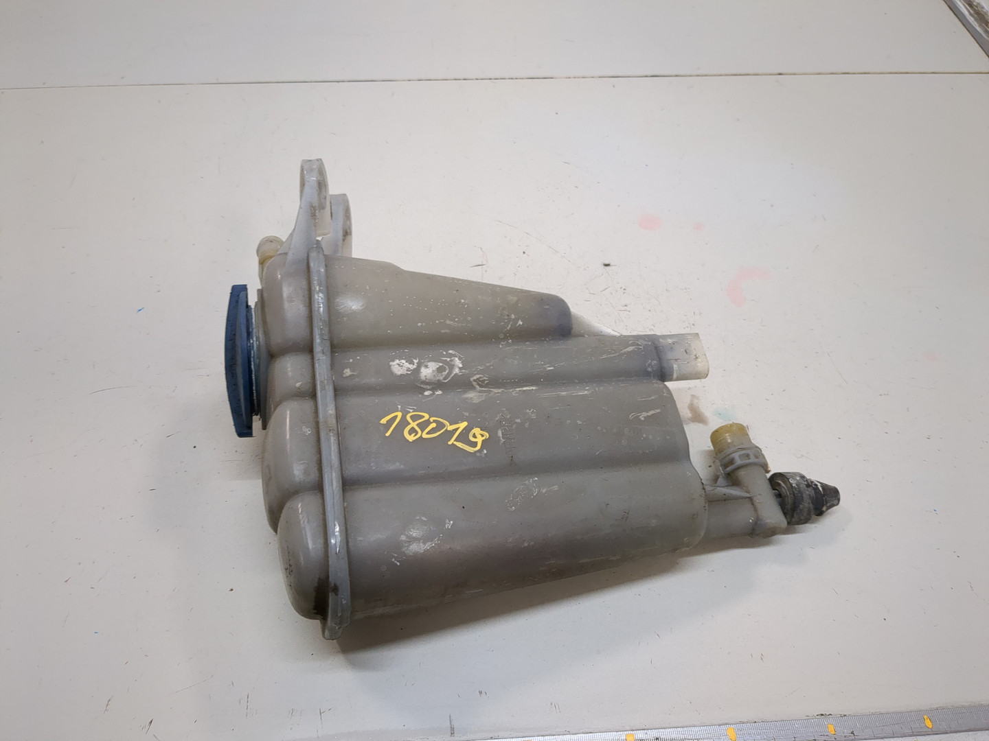 Бачок расширительный