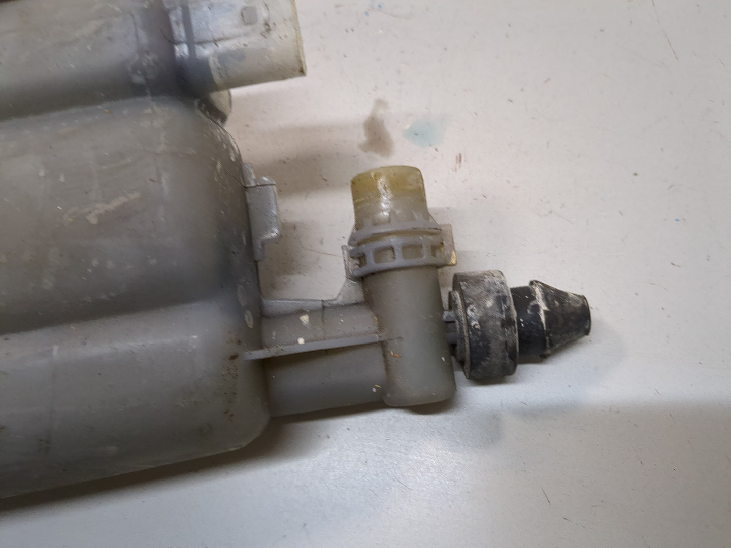 Бачок расширительный