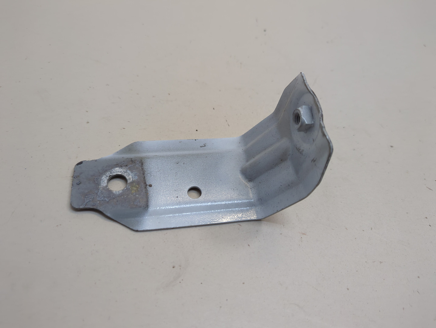 Кронштейн крепления крыла