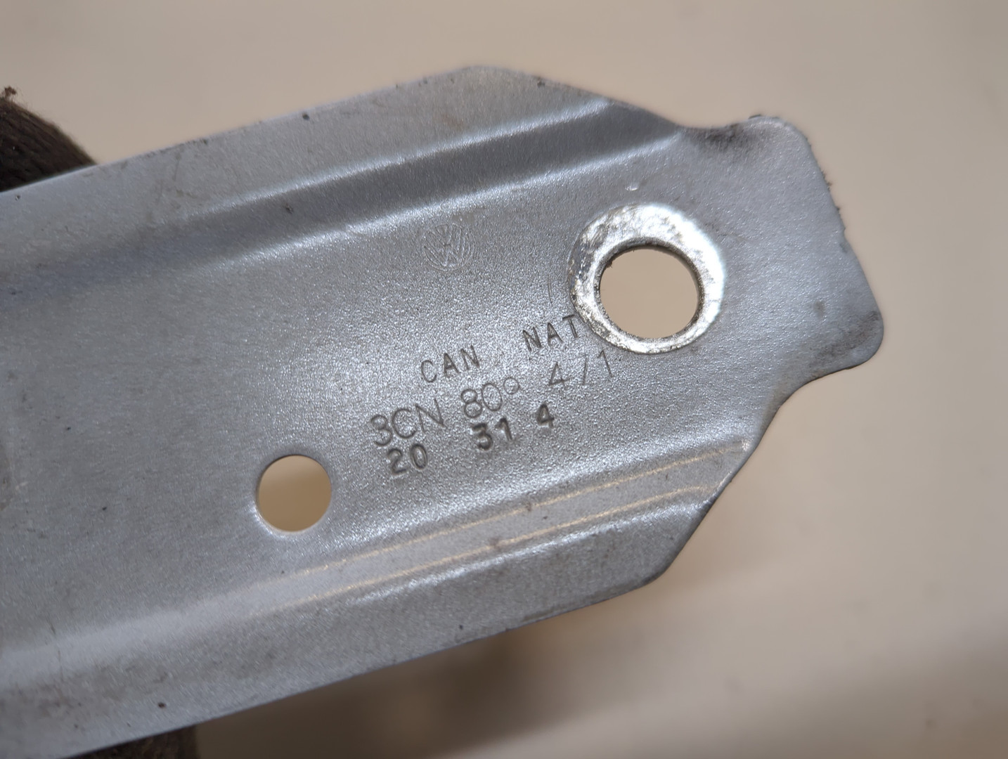 Кронштейн крепления крыла