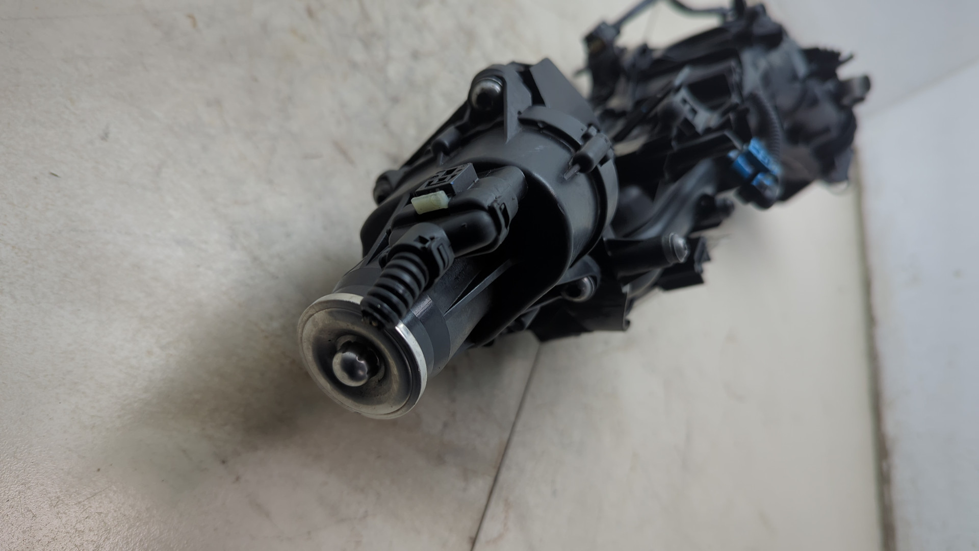 Коллектор впускной