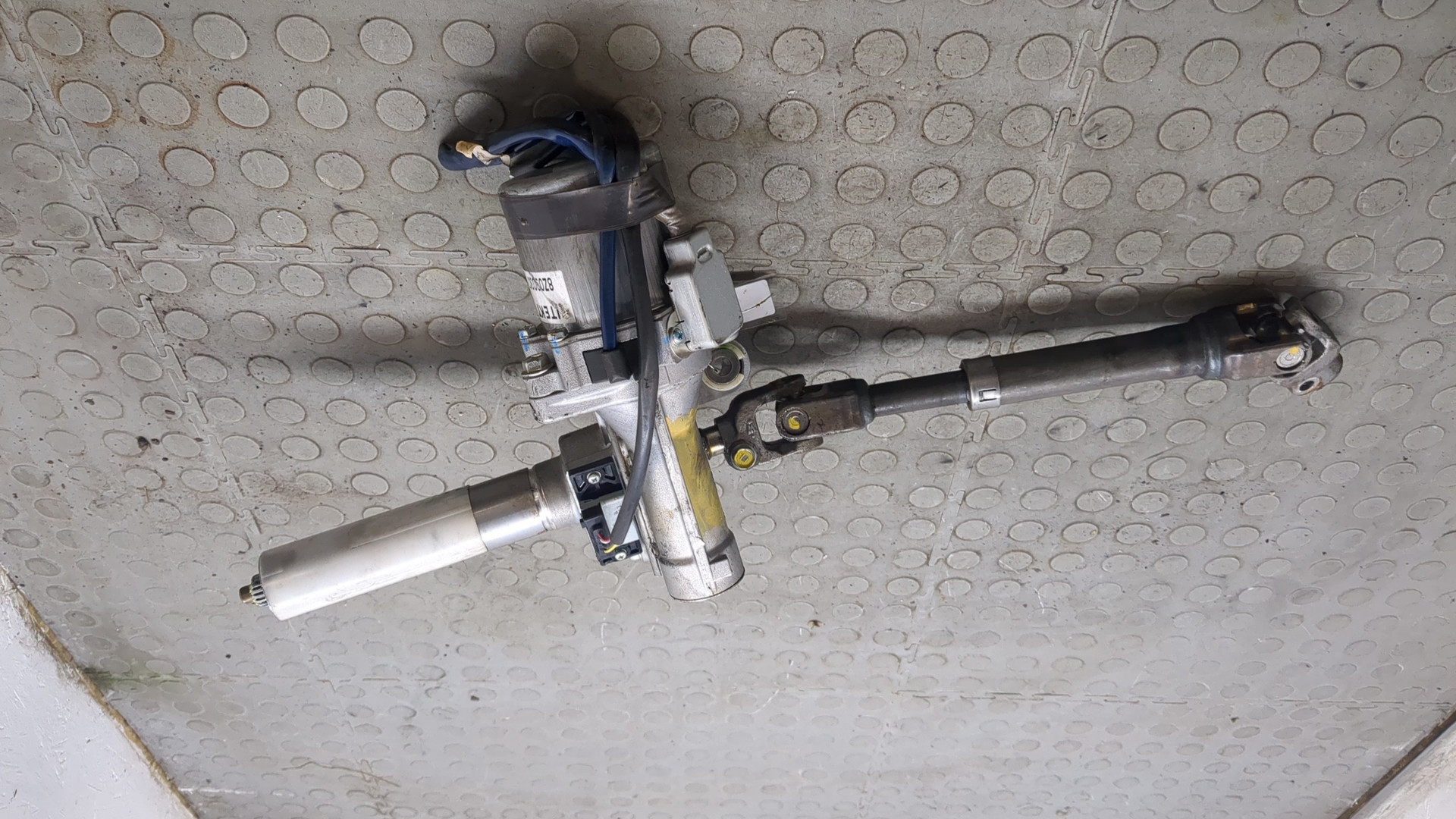 Серводвигатель рулевой рейки