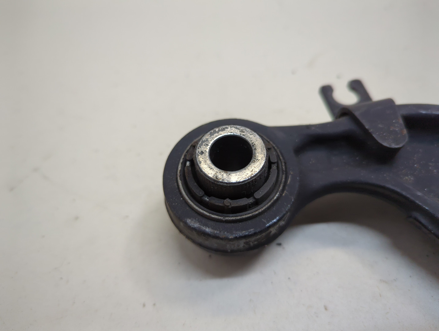 Рычаг задний