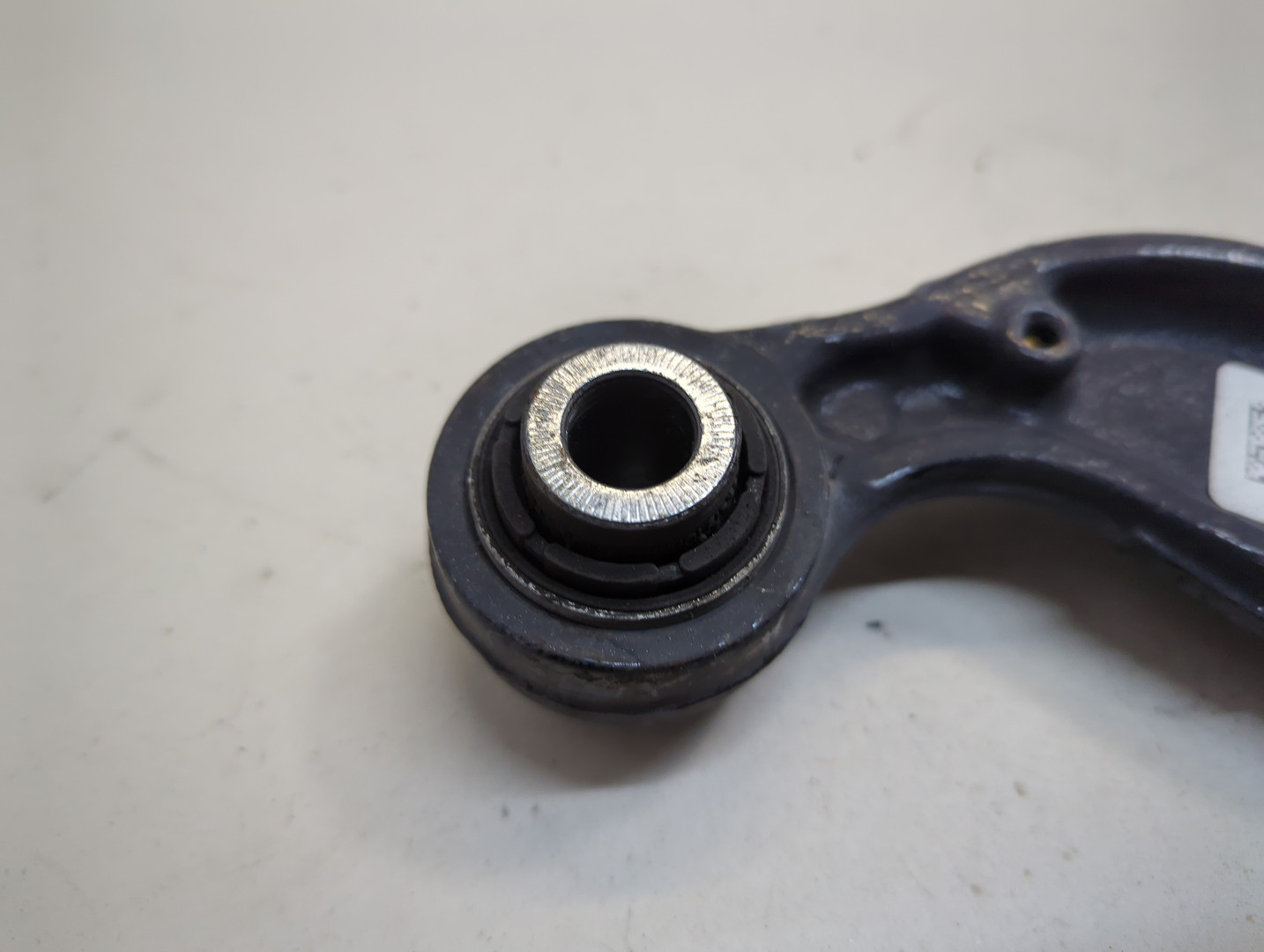 Рычаг задний