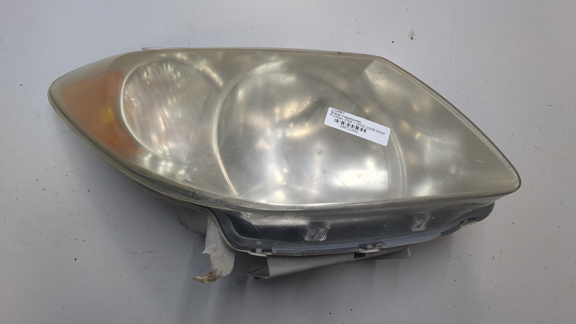 Фара правая