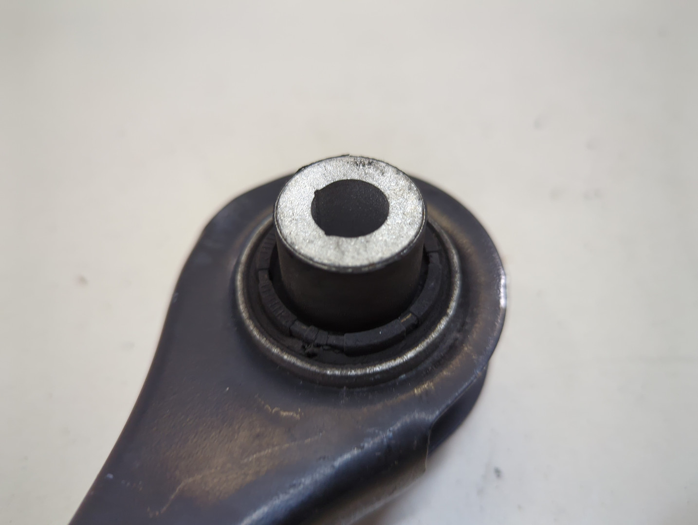 Рычаг задний