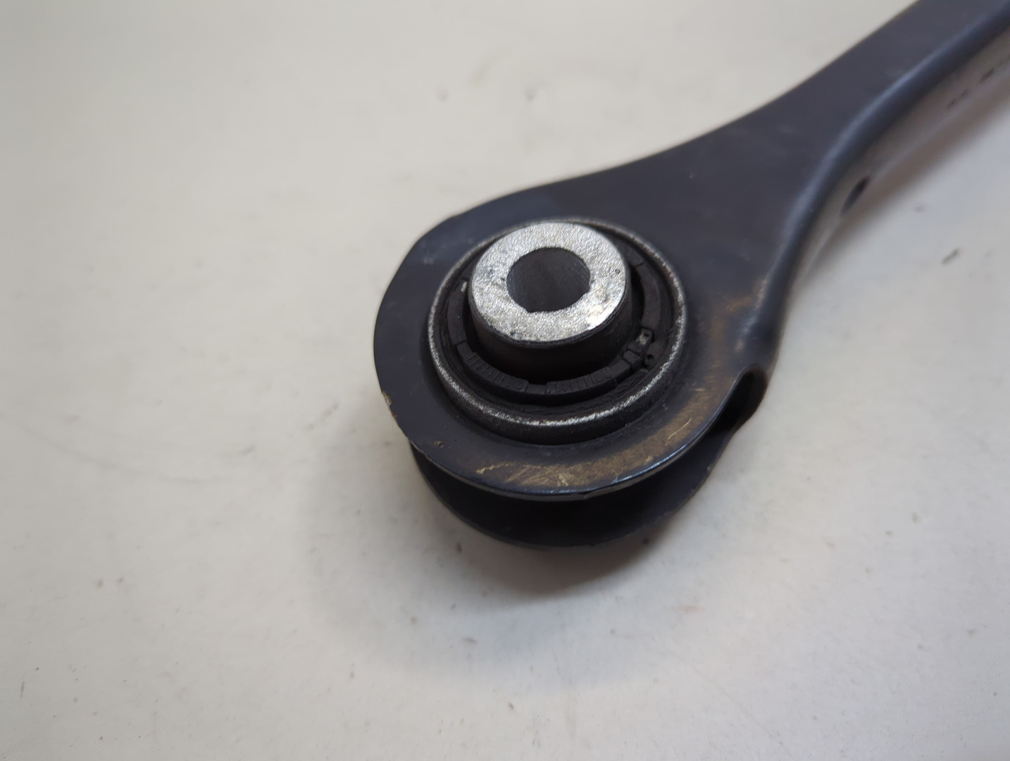 Рычаг задний