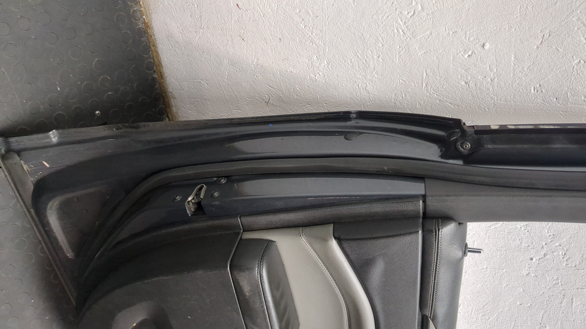 Дверь передняя левая