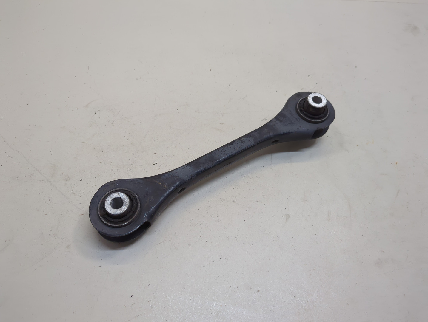 Рычаг задний