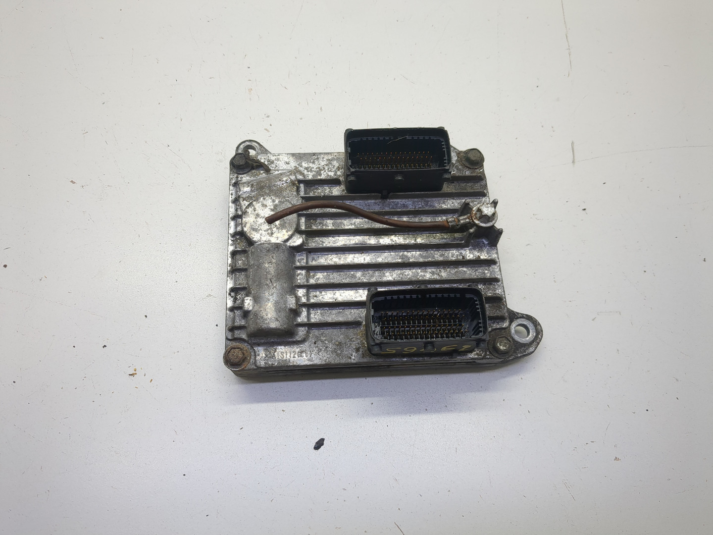 Блок управления двигателем