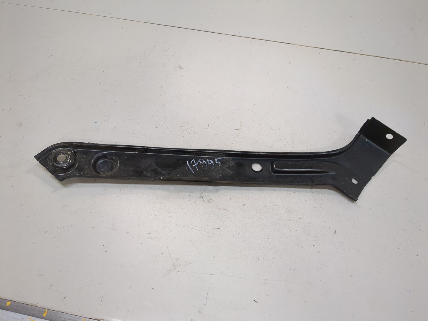 Кронштейн (сопут. товар)