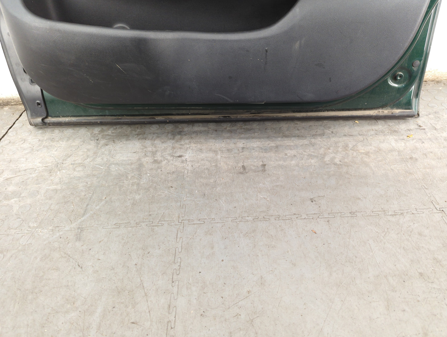 Дверь передняя правая