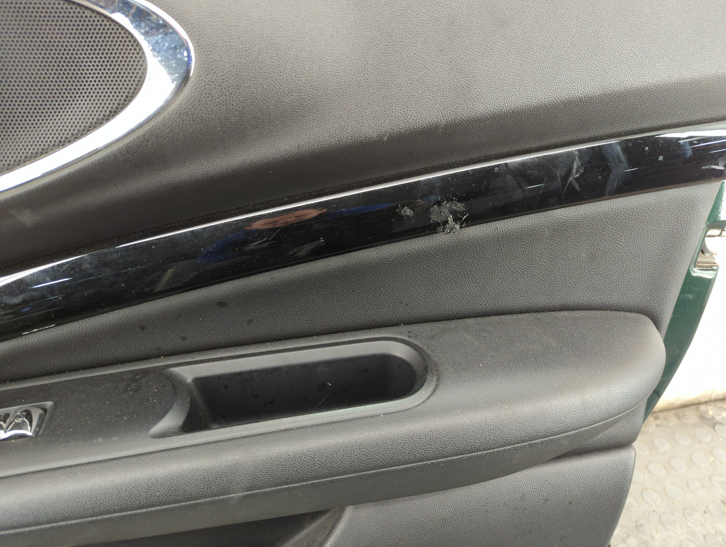 Дверь передняя правая