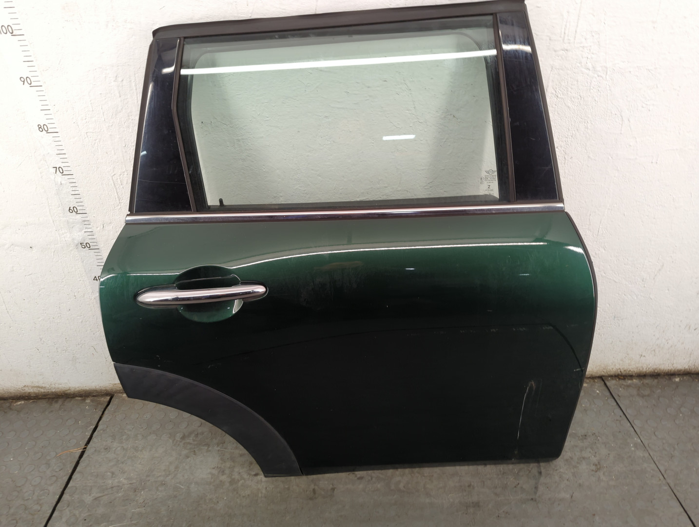 Дверь задняя правая