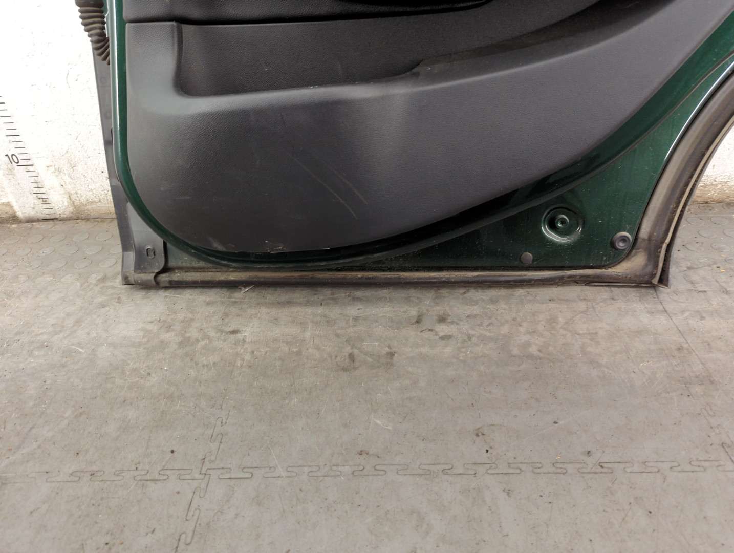 Дверь задняя правая