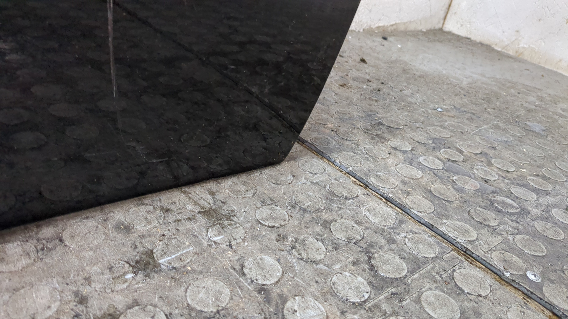 Дверь передняя правая