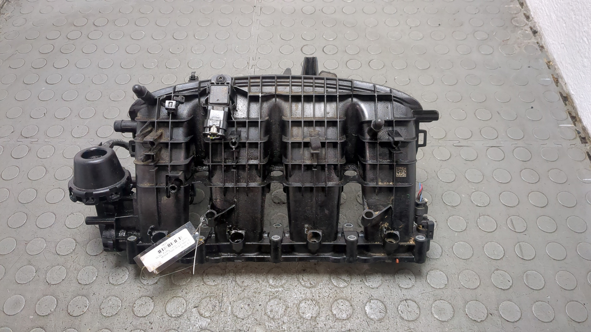 Коллектор впускной