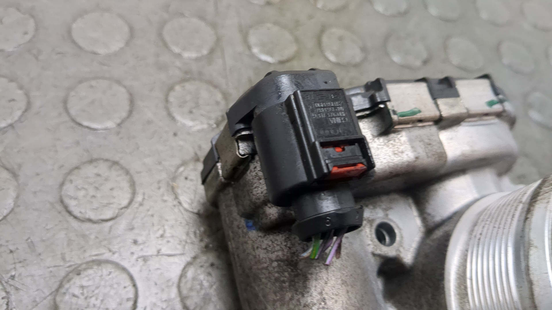 Заслонка дроссельная электрическая