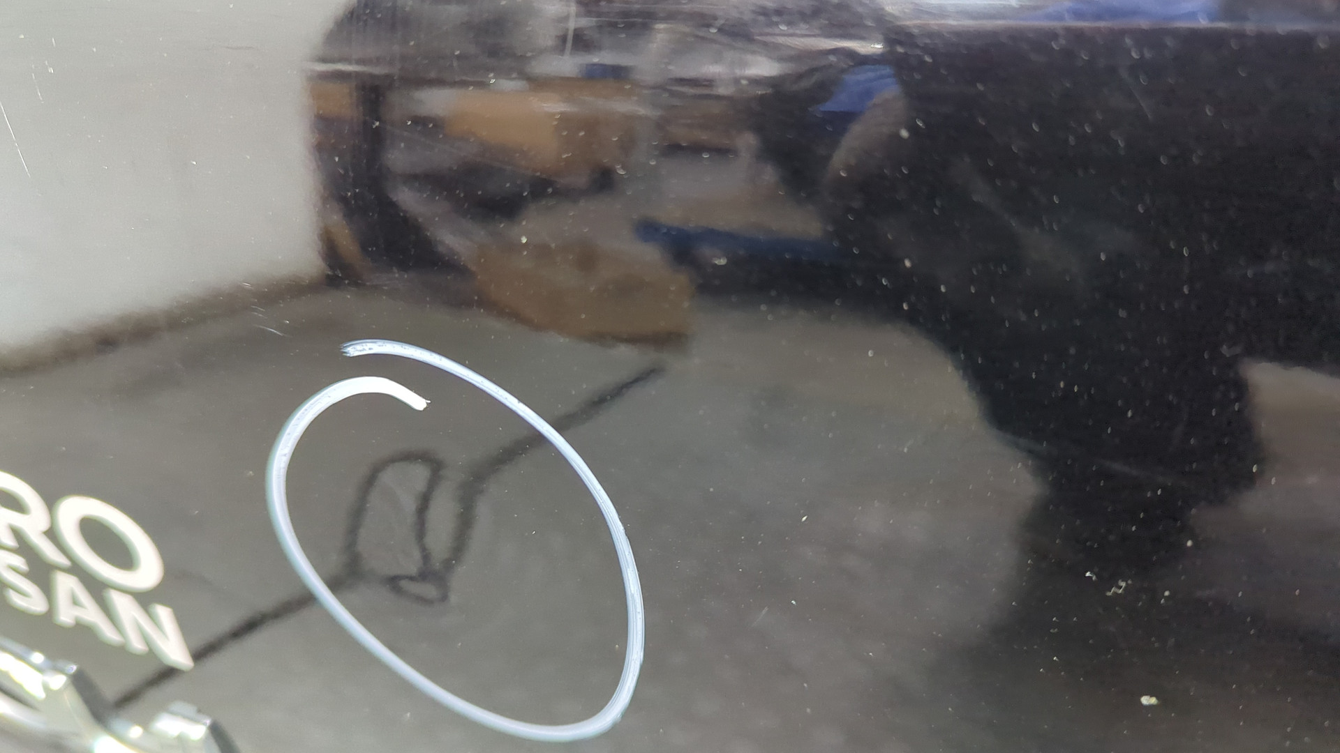 Дверь багажника