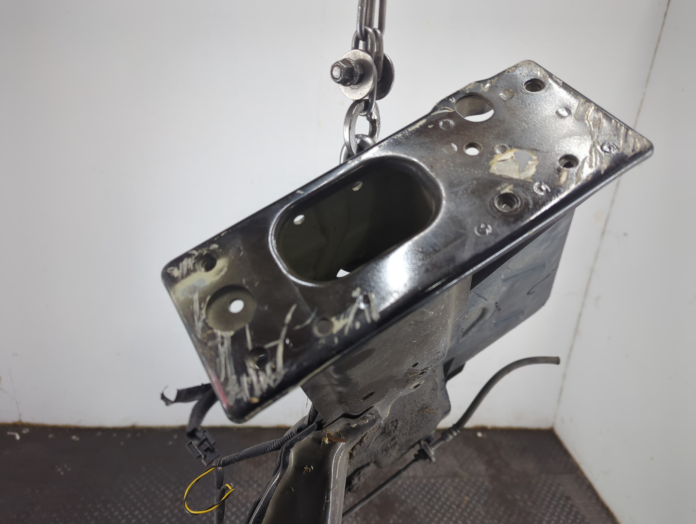 Лонжерон передний правый