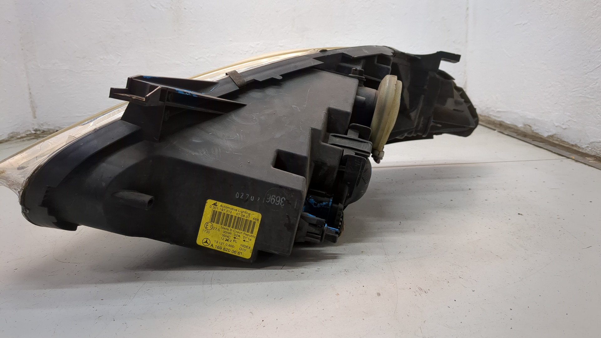 Фара правая