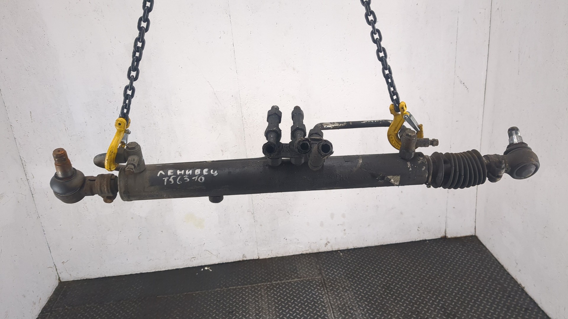 Демпфер (амортизатор рулевой)