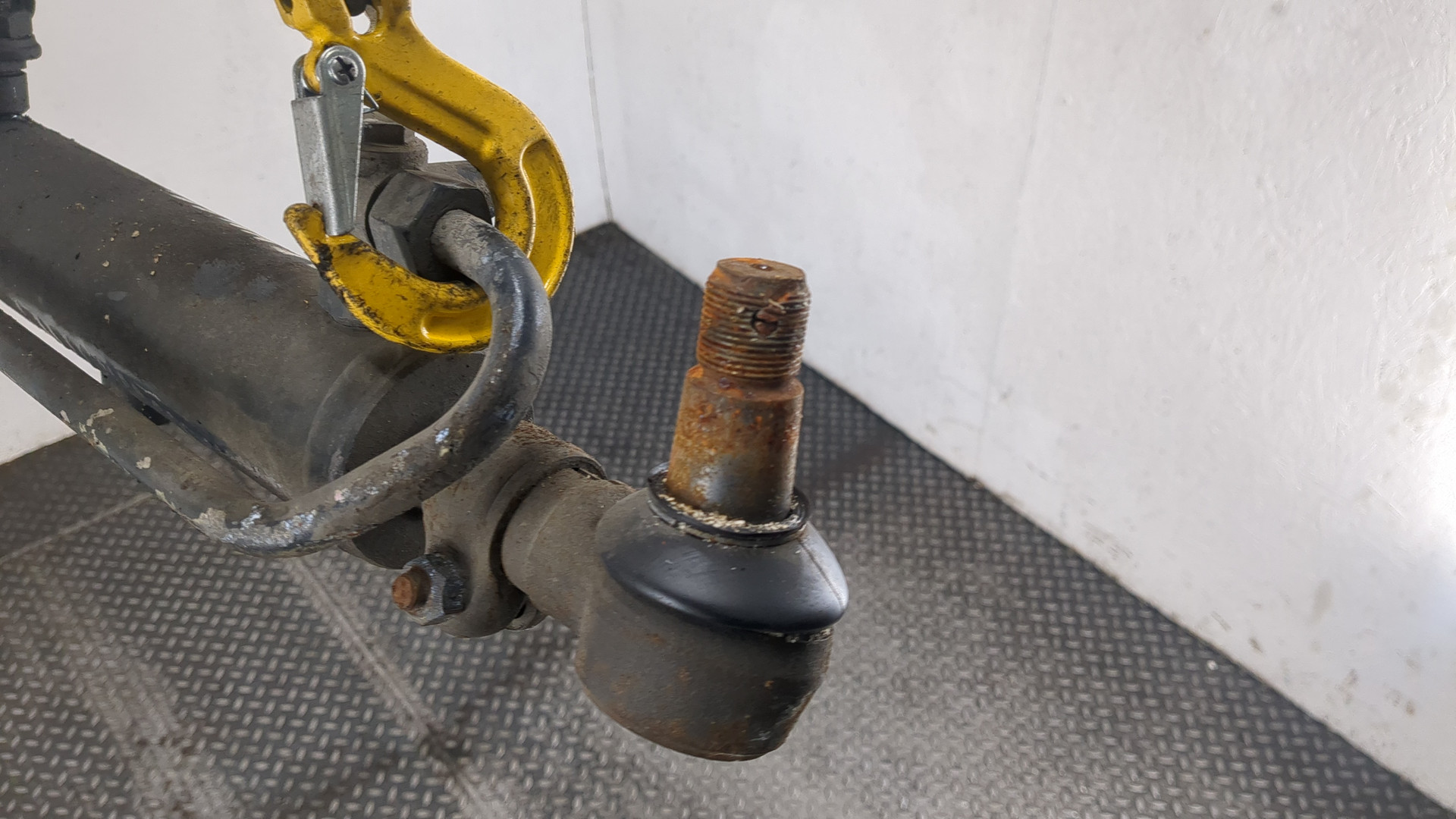 Демпфер (амортизатор рулевой)