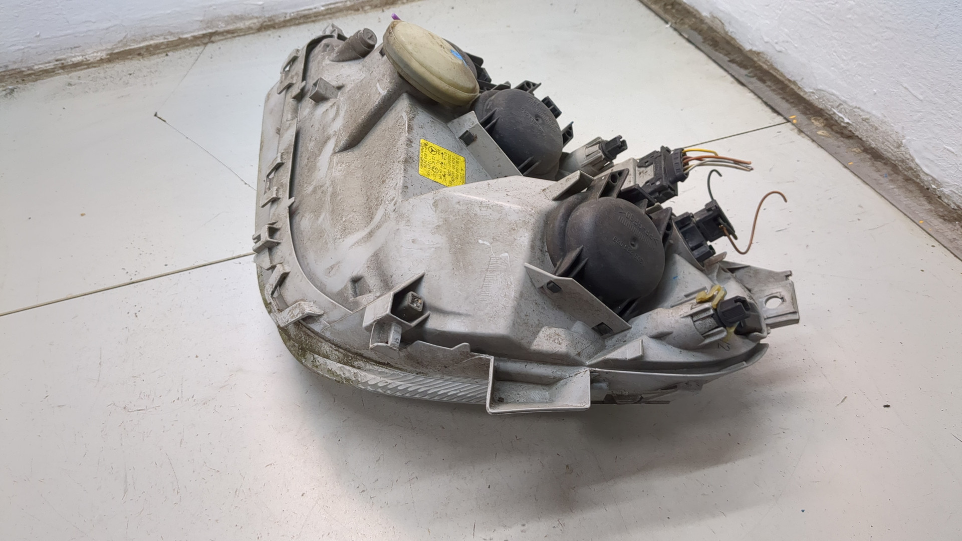 Фара правая