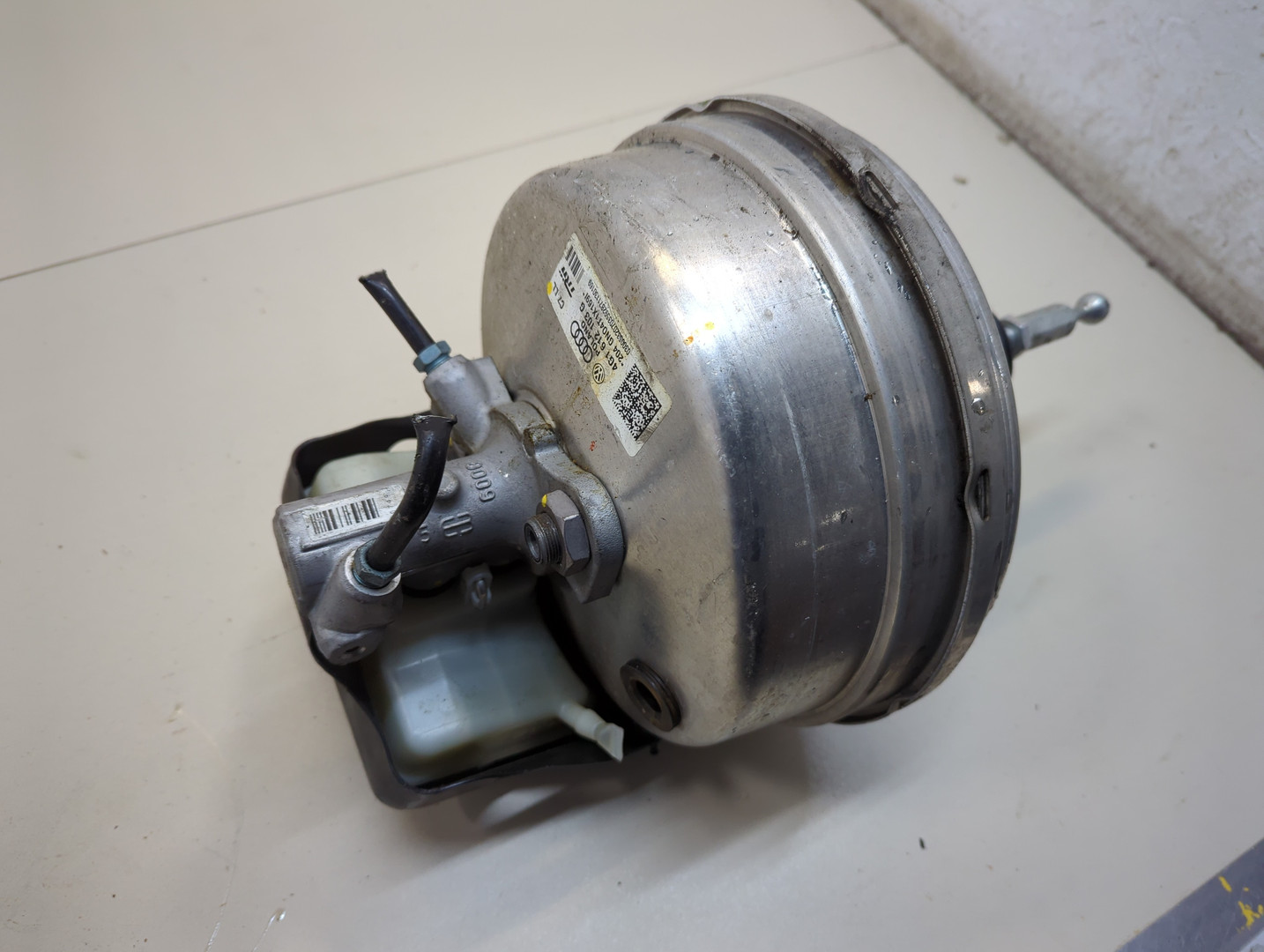 Цилиндр тормозной главный